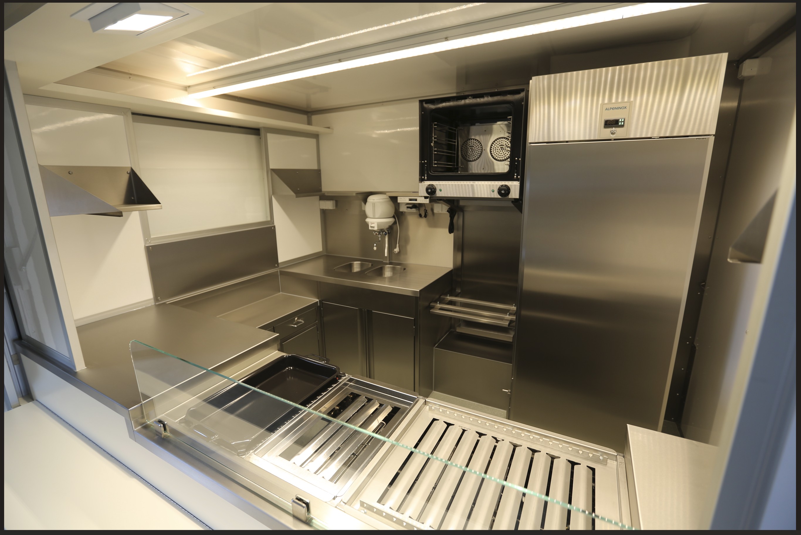 Anhängerbau Berlin – Geisler Ladenbau GmbH